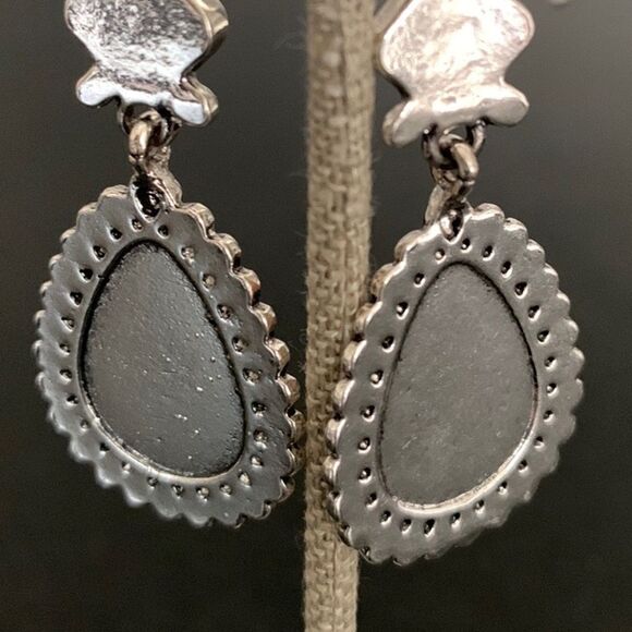 Men’s Western Native American Style Faux Turquoise, Coral & Silver Tone Earrings - Picture 4 of 6